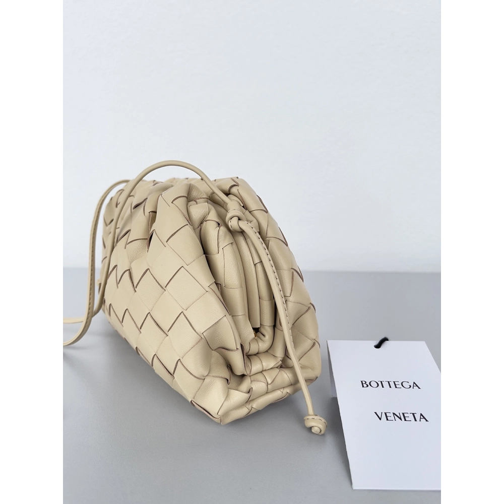 Bottega Veneta bags 84243 22X12X7cm
