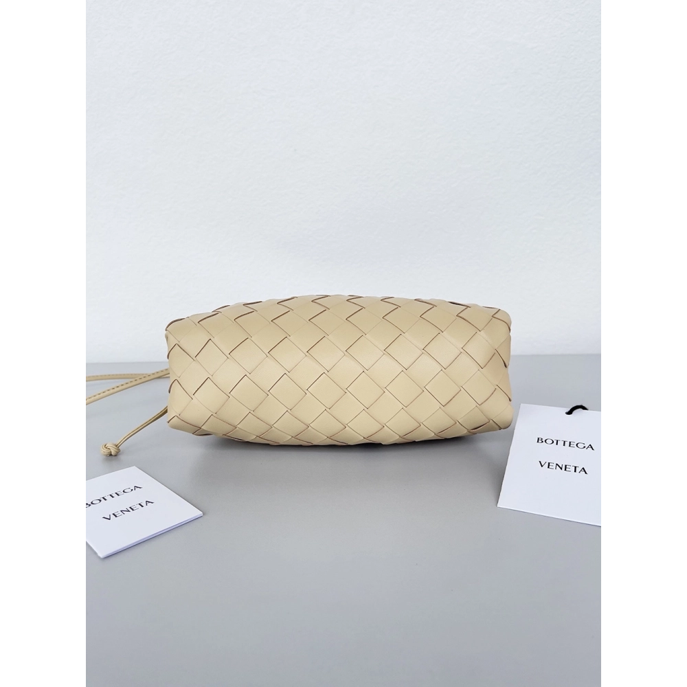 Bottega Veneta bags 84243 22X12X7cm