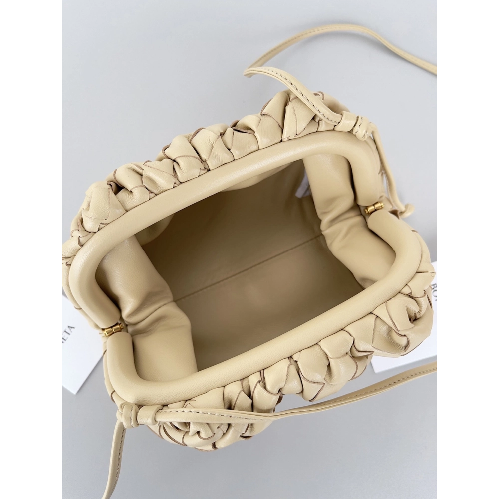Bottega Veneta bags 84243 22X12X7cm