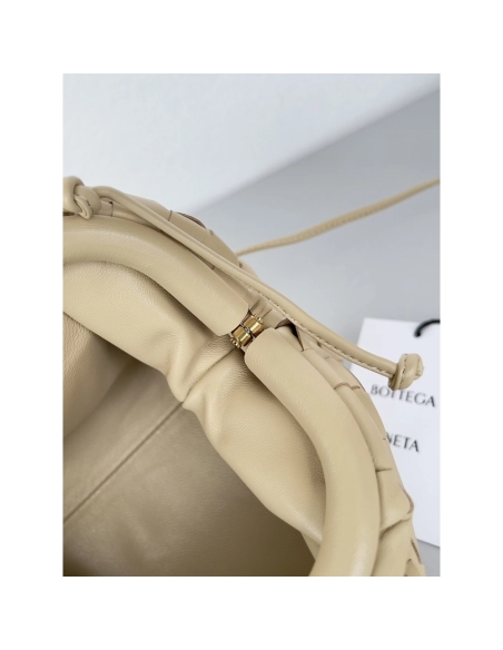 Bottega Veneta bags 84243 22X12X7cm