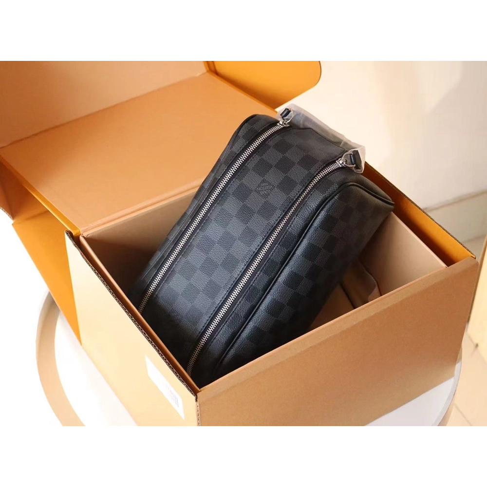 Louis Vuitton Dopp Kit Toilet Pouch N40127 28X15X16.5cm,Louis Vuitton Bags