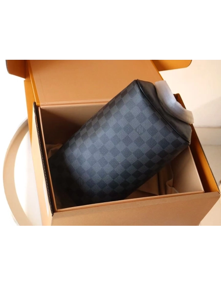 Louis Vuitton Dopp Kit Toilet Pouch N40127 28X15X16.5cm,Louis Vuitton Bags