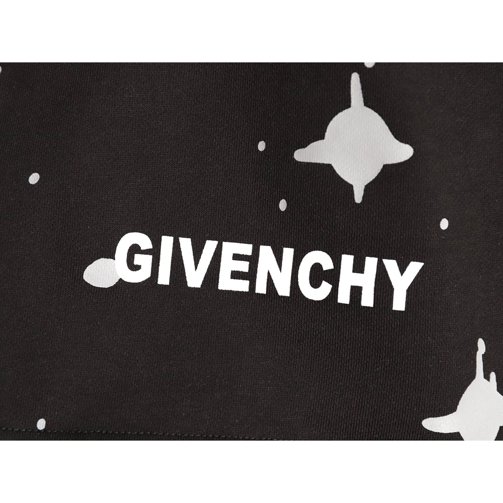 Givenchy star print shorts,Givenchy