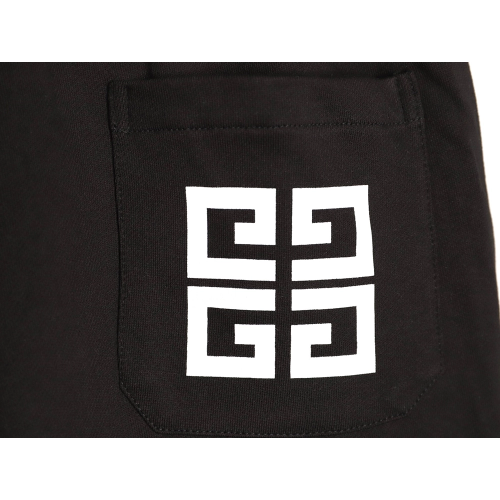Givenchy star print shorts,Givenchy