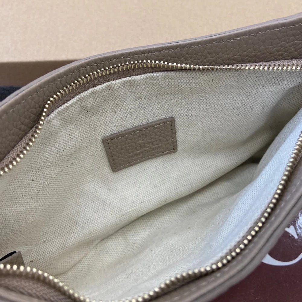 Gucci Emblem Bags 815278 23X12X2cm,Gucci Bags,BAGS
