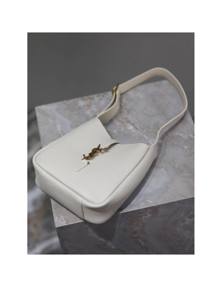 Saint Laurent Le 5 ¨¢ 7 Grained Leather Bags 633158 15X16X7cm,Gucci Bags,BAGS