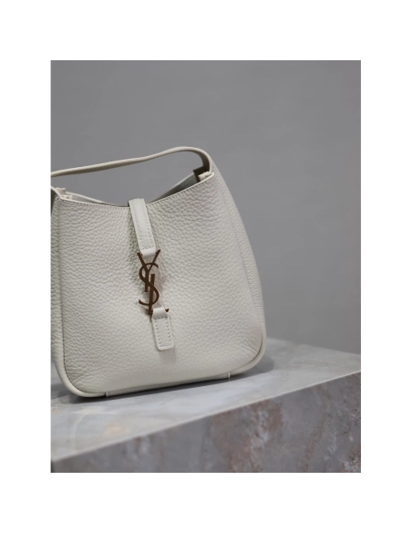 Saint Laurent Le 5 ¨¢ 7 Grained Leather Bags 633158 15X16X7cm,Gucci Bags,BAGS