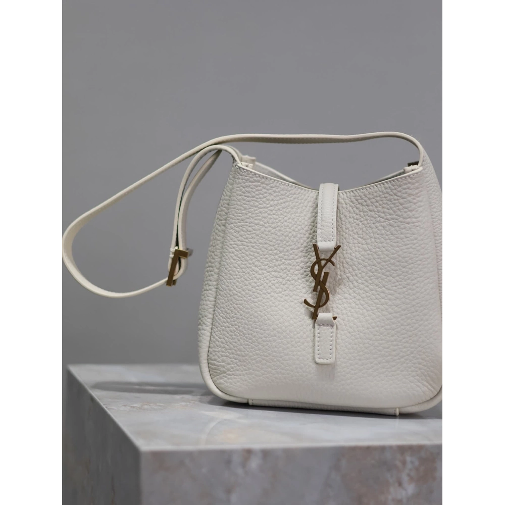 Saint Laurent Le 5 ¨¢ 7 Grained Leather Bags 633158 15X16X7cm,Gucci Bags,BAGS