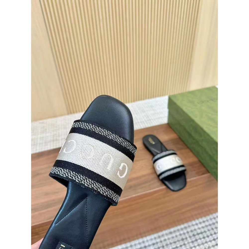 Gucci Womens slide sandal with Web,Gucci Slides,Slides Slippers,we have More Brands prdocuts available.