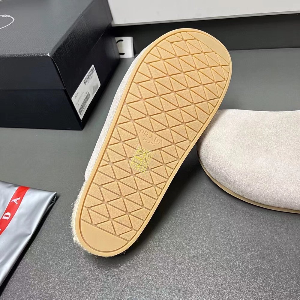 Prada Suede mules,PRADA SNEAKER,we have More Brands prdocuts available.