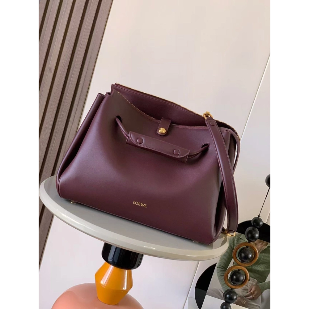 Loewe Madrid bag in supple calfskin,Loewe Bags