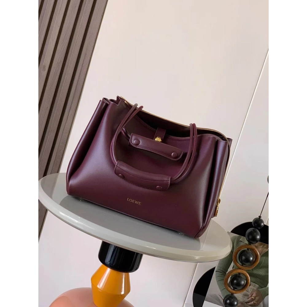 Loewe Madrid bag in supple calfskin,Loewe Bags