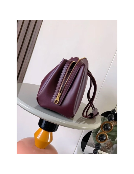 Loewe Madrid bag in supple calfskin,Loewe Bags