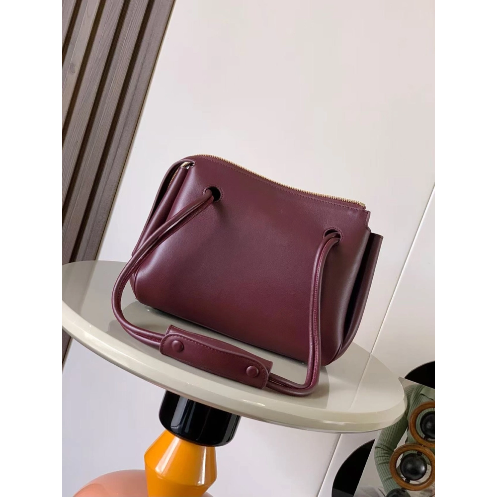 Loewe Madrid bag in supple calfskin,Loewe Bags