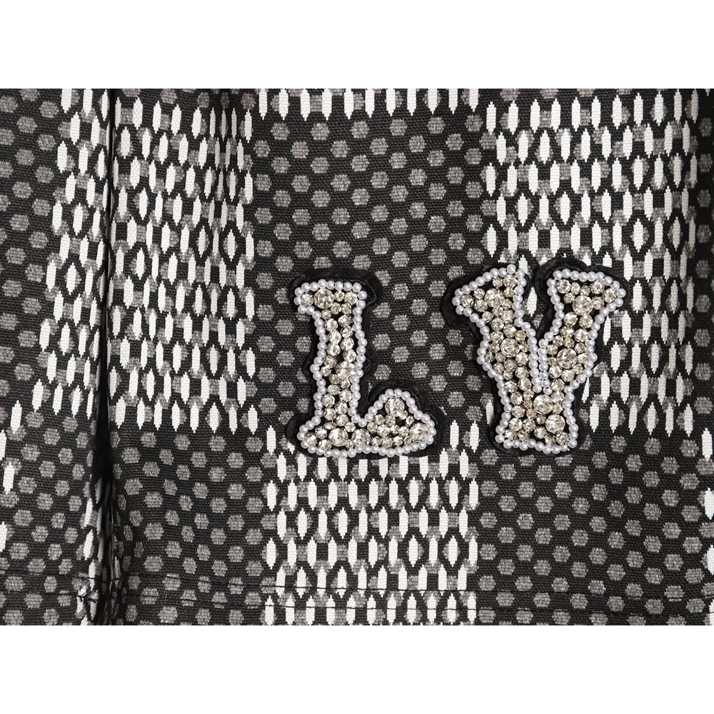 Louis Vuitton Pharrell checkerboard rhinestone wool shorts TSK1,Louis Vuitton