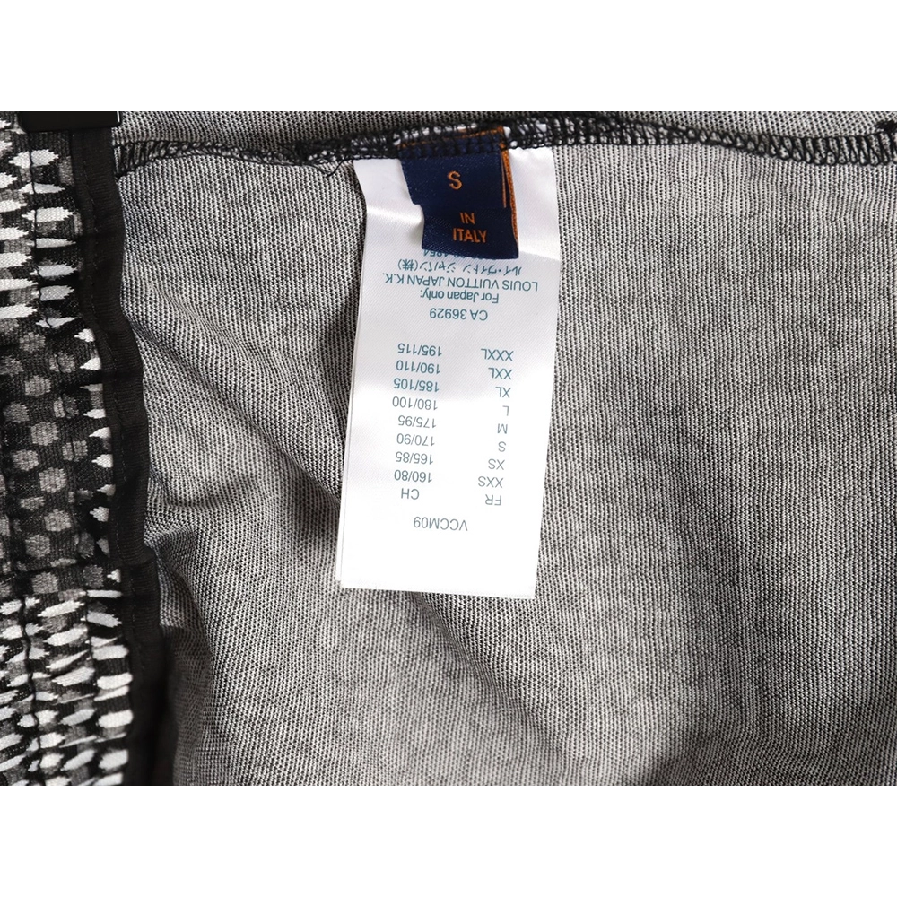 Louis Vuitton Pharrell checkerboard rhinestone wool shorts TSK1,Louis Vuitton