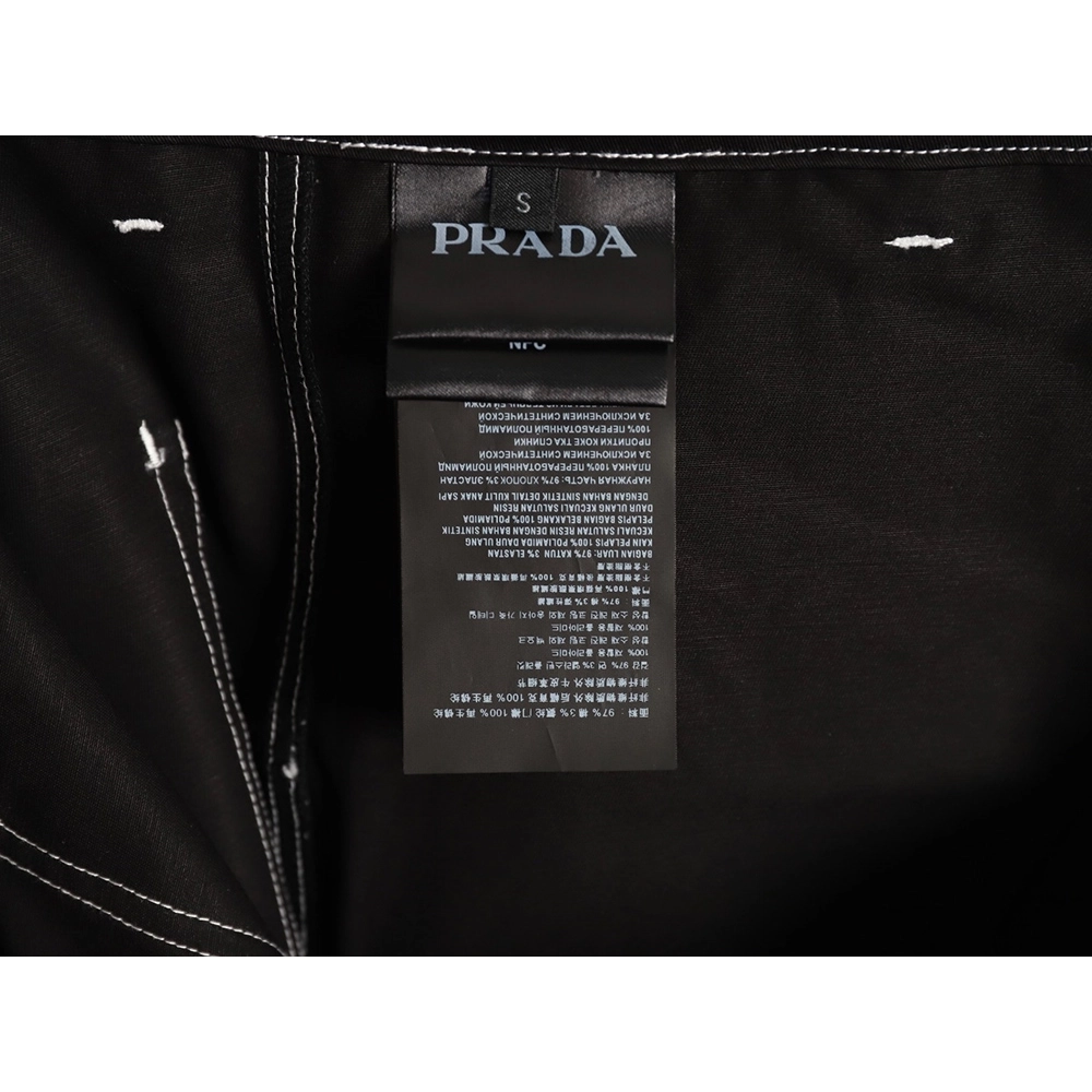 Prada triangle stitching cargo shorts,Prada