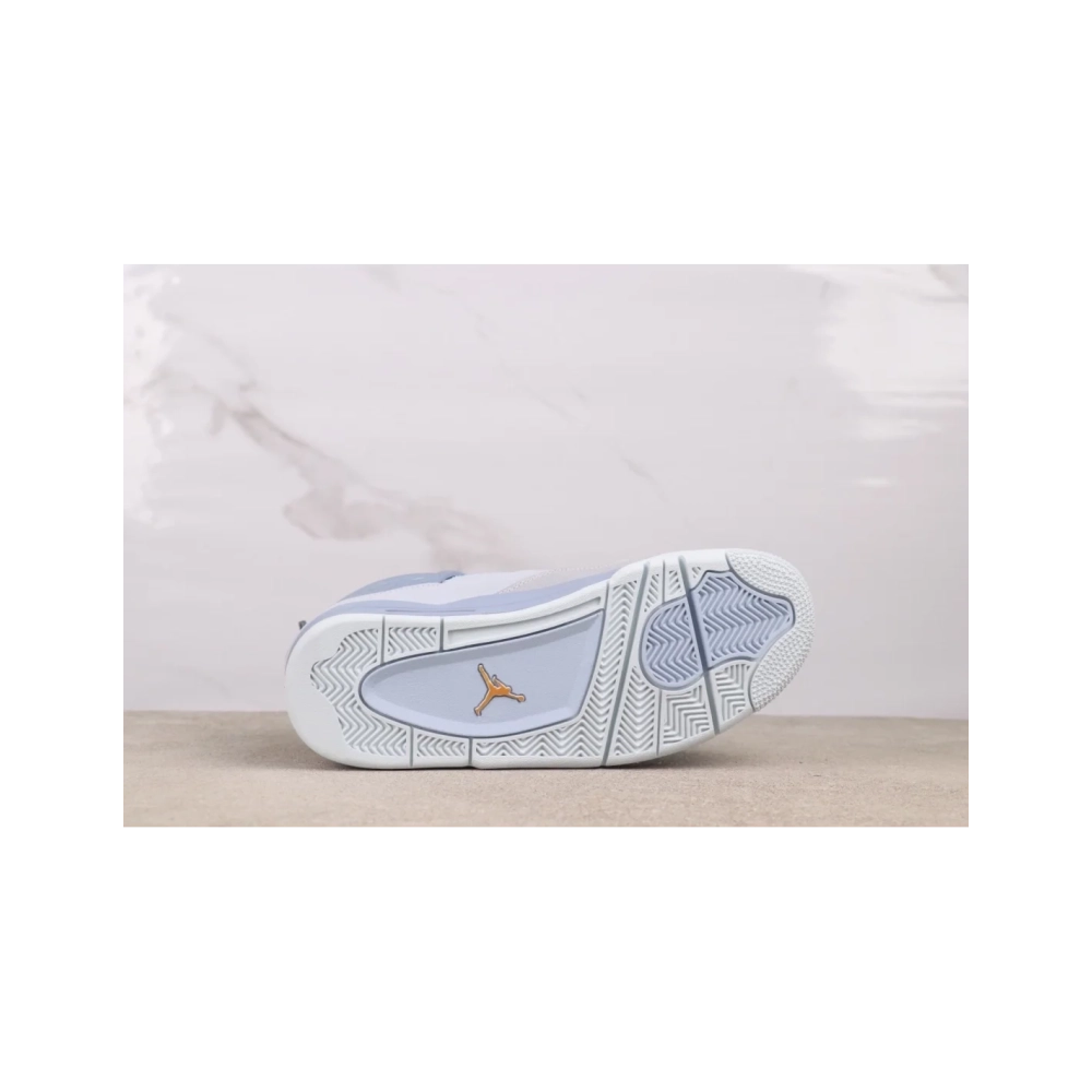 Air Jordan 4 UNCPE Blue 2025