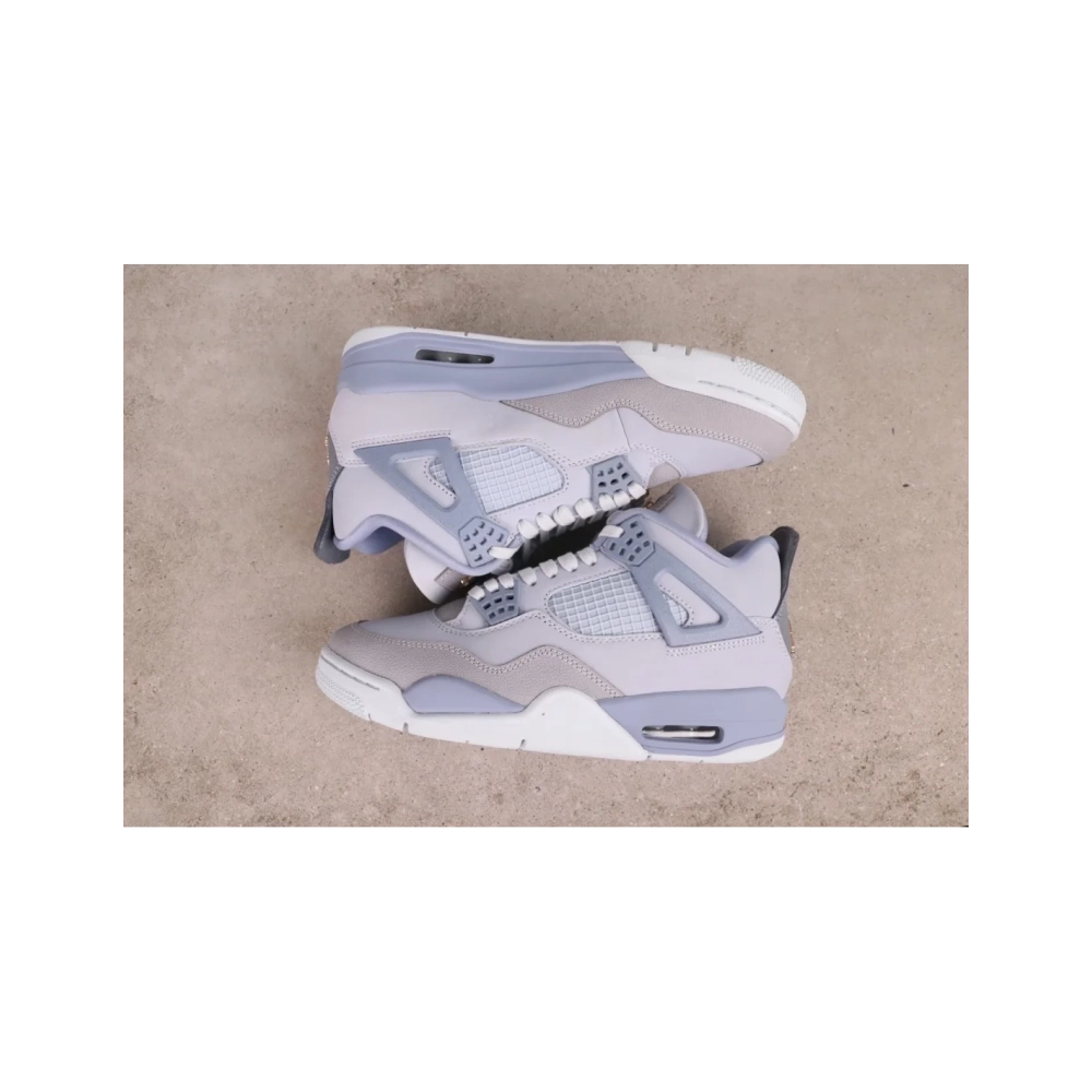 Air Jordan 4 UNCPE Blue 2025