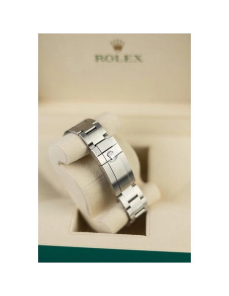 Air King M126900-0001 Black Dial