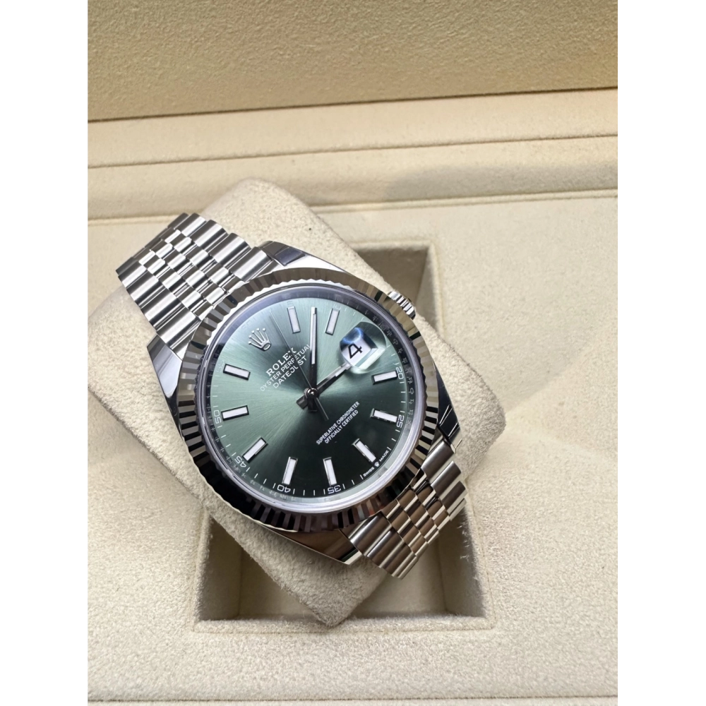 Datejust M126334-0030 Check Green Dial Size 41mm