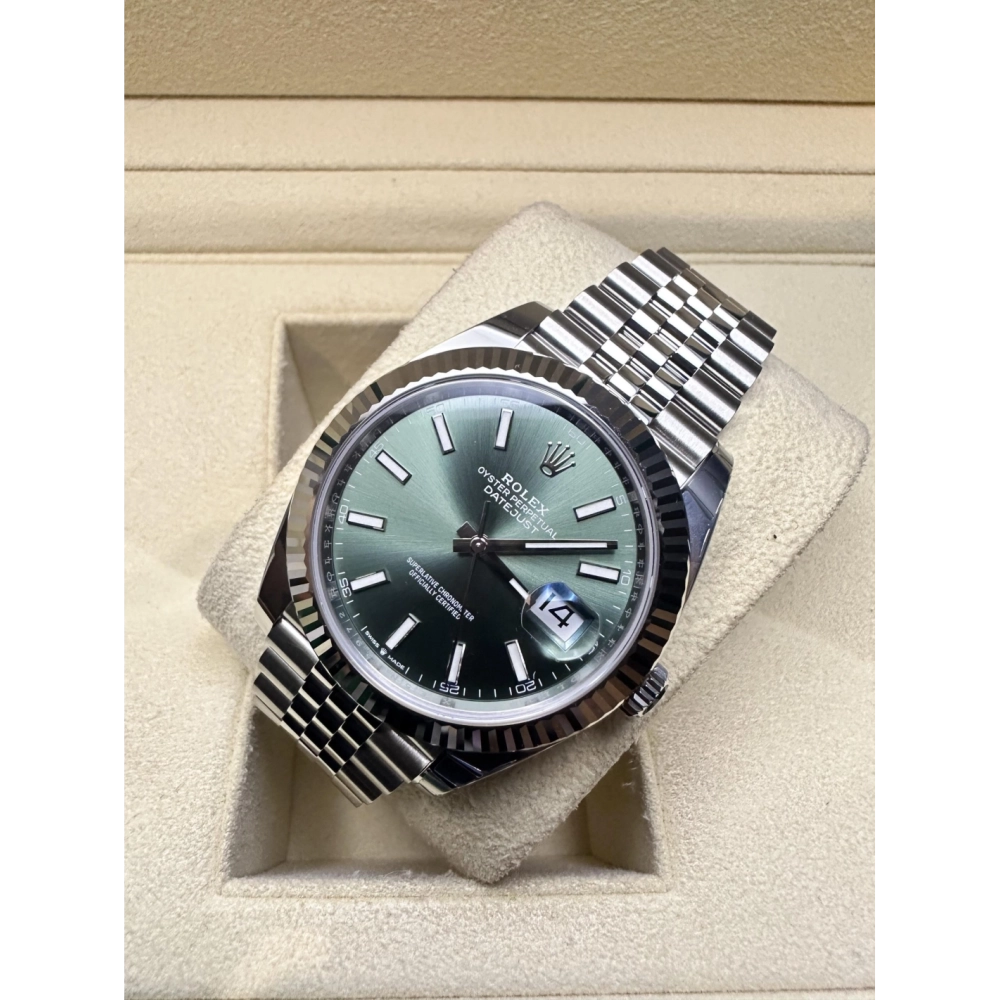 Datejust M126334-0030 Check Green Dial Size 41mm