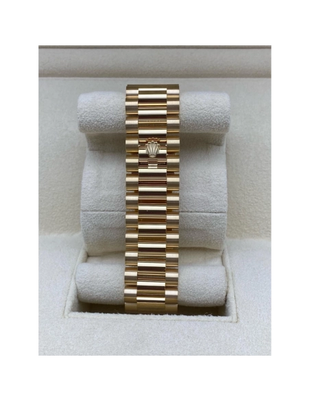 Day Date M228238-0004 Gold Size 40