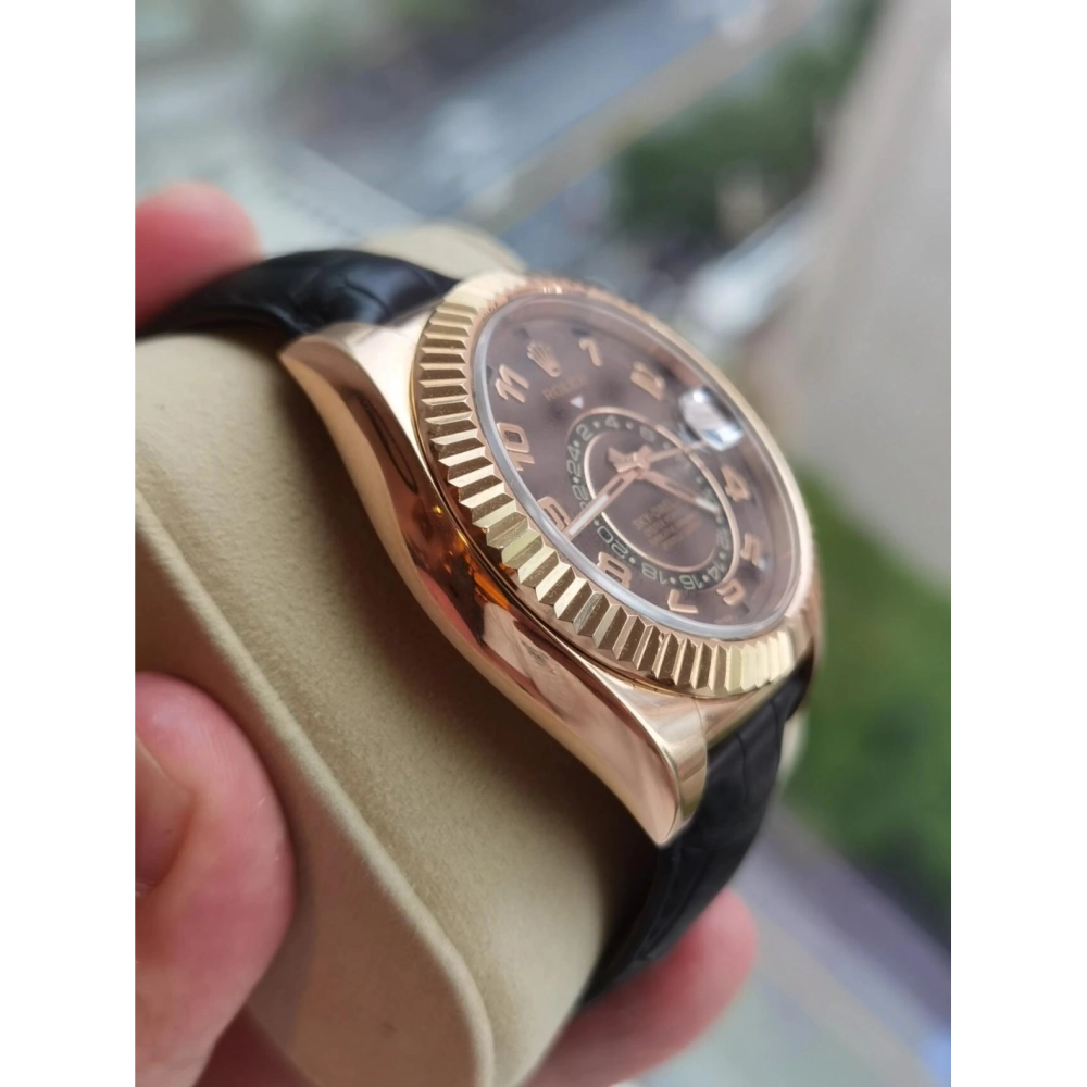 SkyDweller M326135-L(FC) Gold Bezel Brown Dial