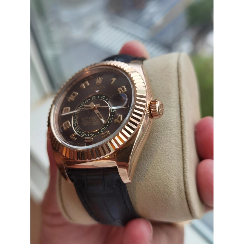 SkyDweller M326135-L(FC) Gold Bezel Brown Dial