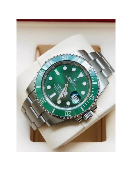 Submariner 116610LV-0002 Green Dial Size 40mm