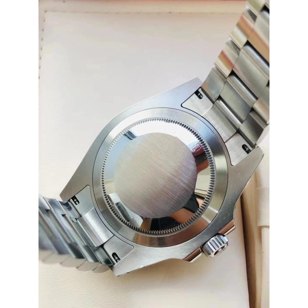 Submariner M124060-0001 Black Dial Size 41mm