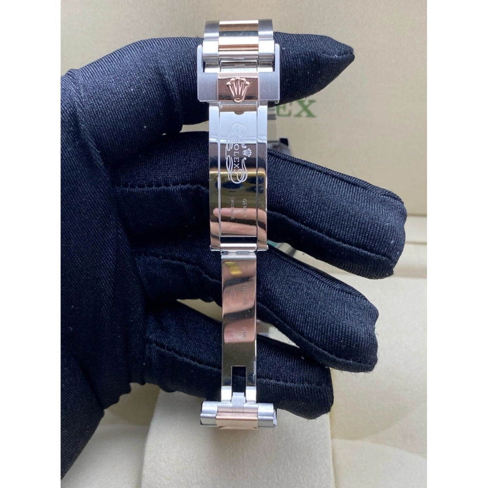 Yacht Master M126621-0001 Brown Dial Rose Gold Size 40mm
