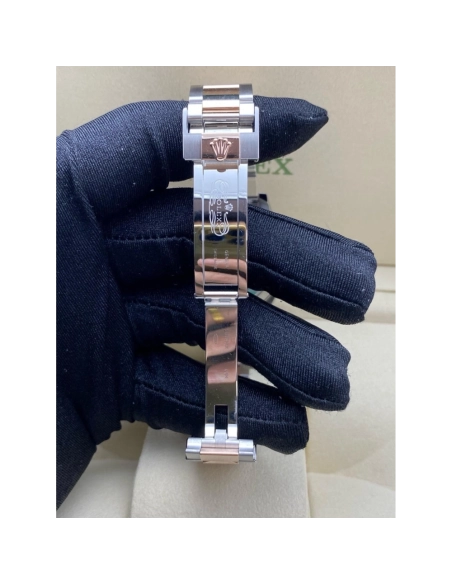 Yacht Master M126621-0001 Brown Dial Rose Gold Size 40mm