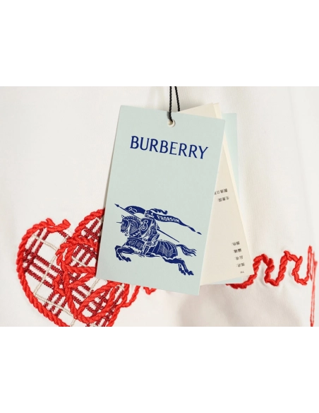 Burberry Heart Letter Embroidered Round Neck Short Sleeve T-shirt,Burberry