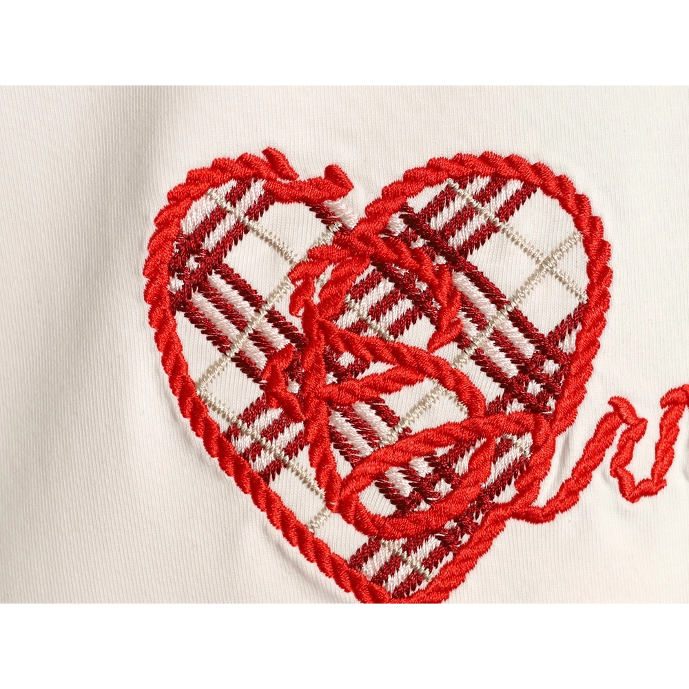 Burberry Heart Letter Embroidered Round Neck Short Sleeve T-shirt,Burberry