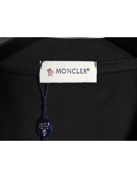 Moncler graffiti logo short-sleeved T-shirt TSK1,Moncler