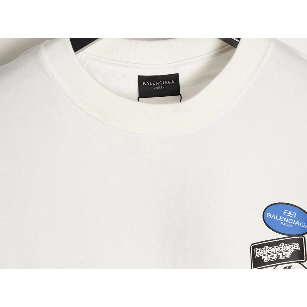 Balenciaga medal totem print short-sleeved T-shirt,Balenciaga