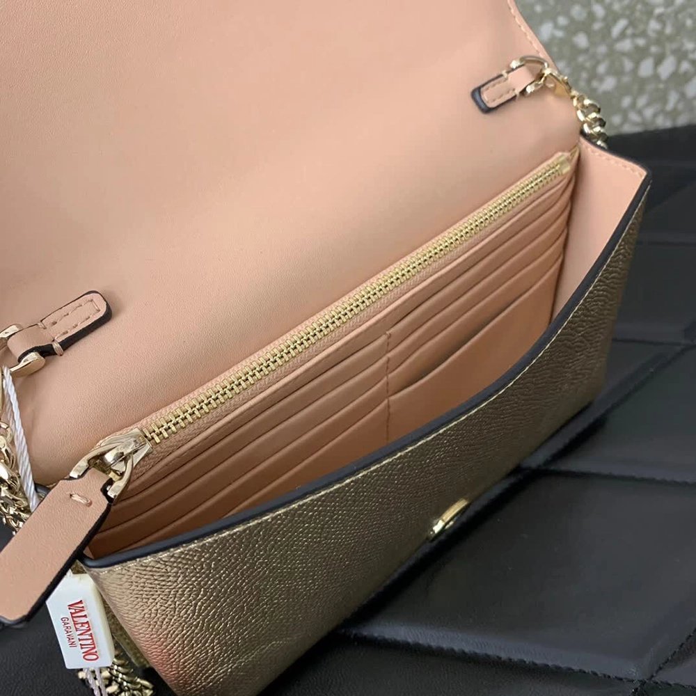 Valentino Garavani V Logo bags 72E068 19X10.5X4cm,Valentino Bags