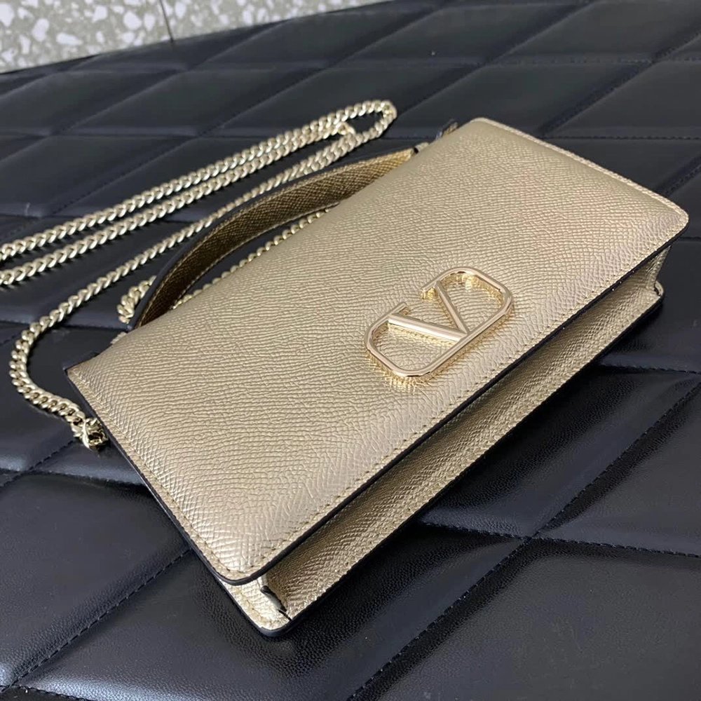 Valentino Garavani V Logo bags 72E068 19X10.5X4cm,Valentino Bags