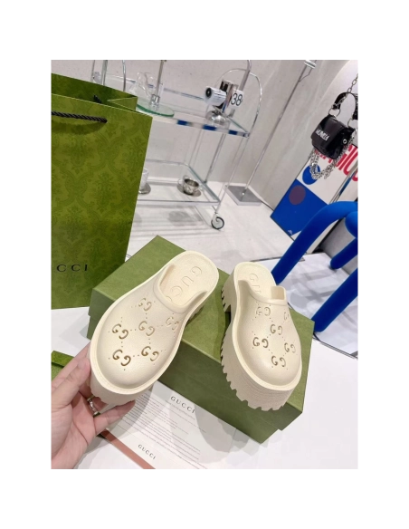 Gucci Wmns Platform Perforated G Sandal White Rubber,Gucci Slides