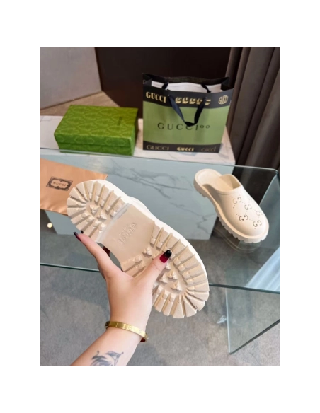 Gucci Slip-on Sandal Cut Out Monogram White,Gucci Slides