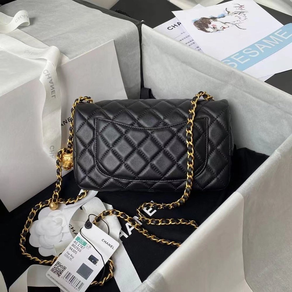 Chanel Flap Bag Lambskin Black Leather AS1787 13X19.5X6cm,Chanel Bags