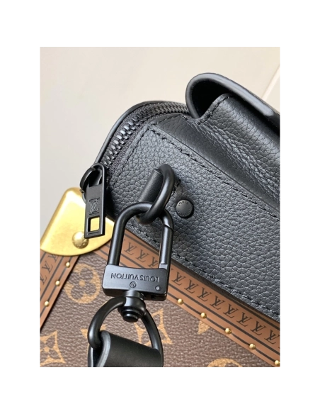 Louis Vuitton Pilot Bags M83563 20X12X5.5cm,Louis Vuitton Bags