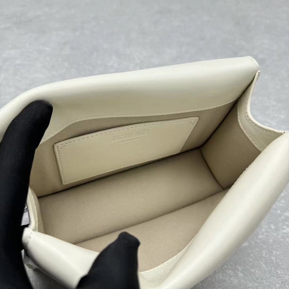 Jacquemus small Rond Carre clutch Bags L14115 12.5X19.4X6.6cm,Jacquemus Bags