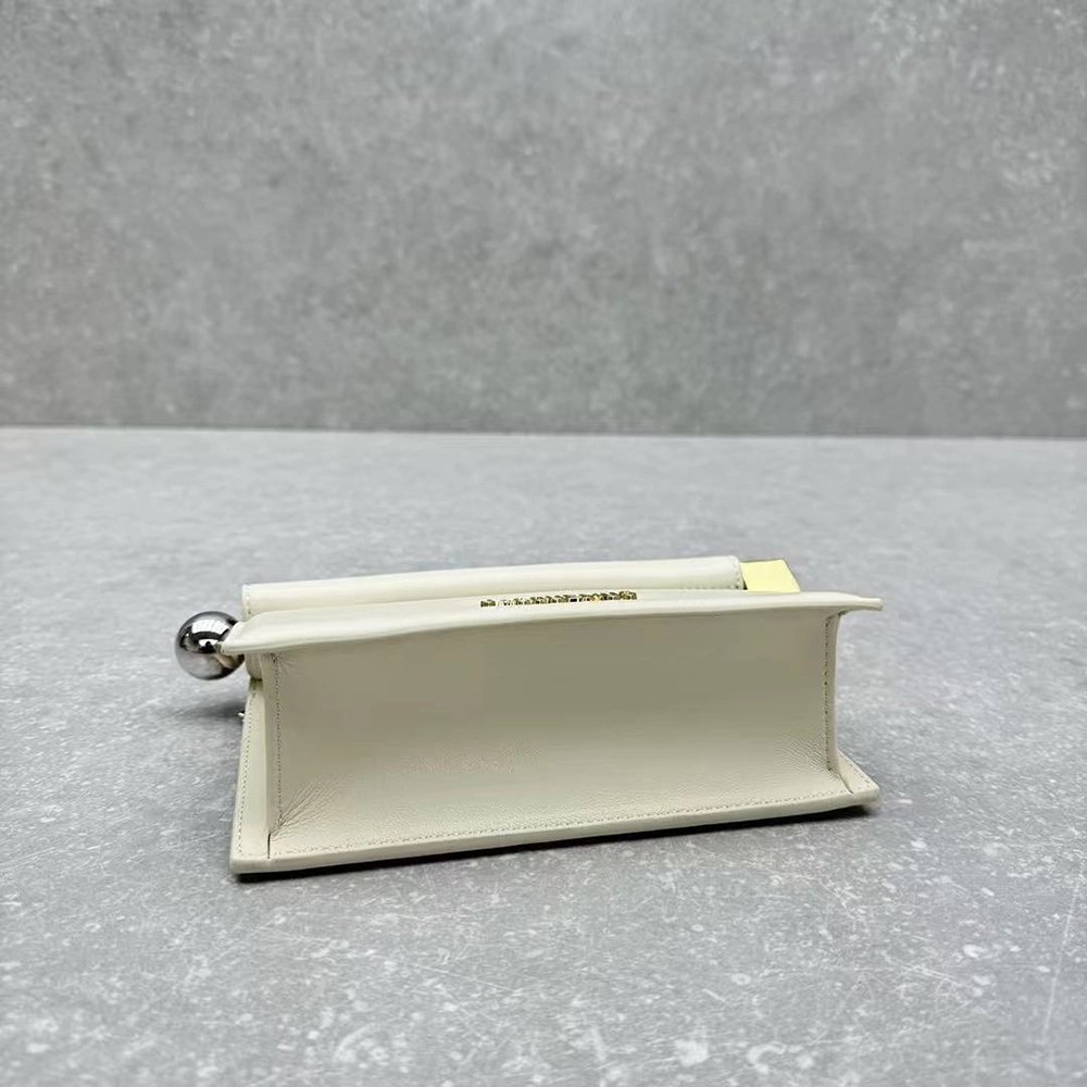 Jacquemus small Rond Carre clutch Bags L14115 12.5X19.4X6.6cm,Jacquemus Bags