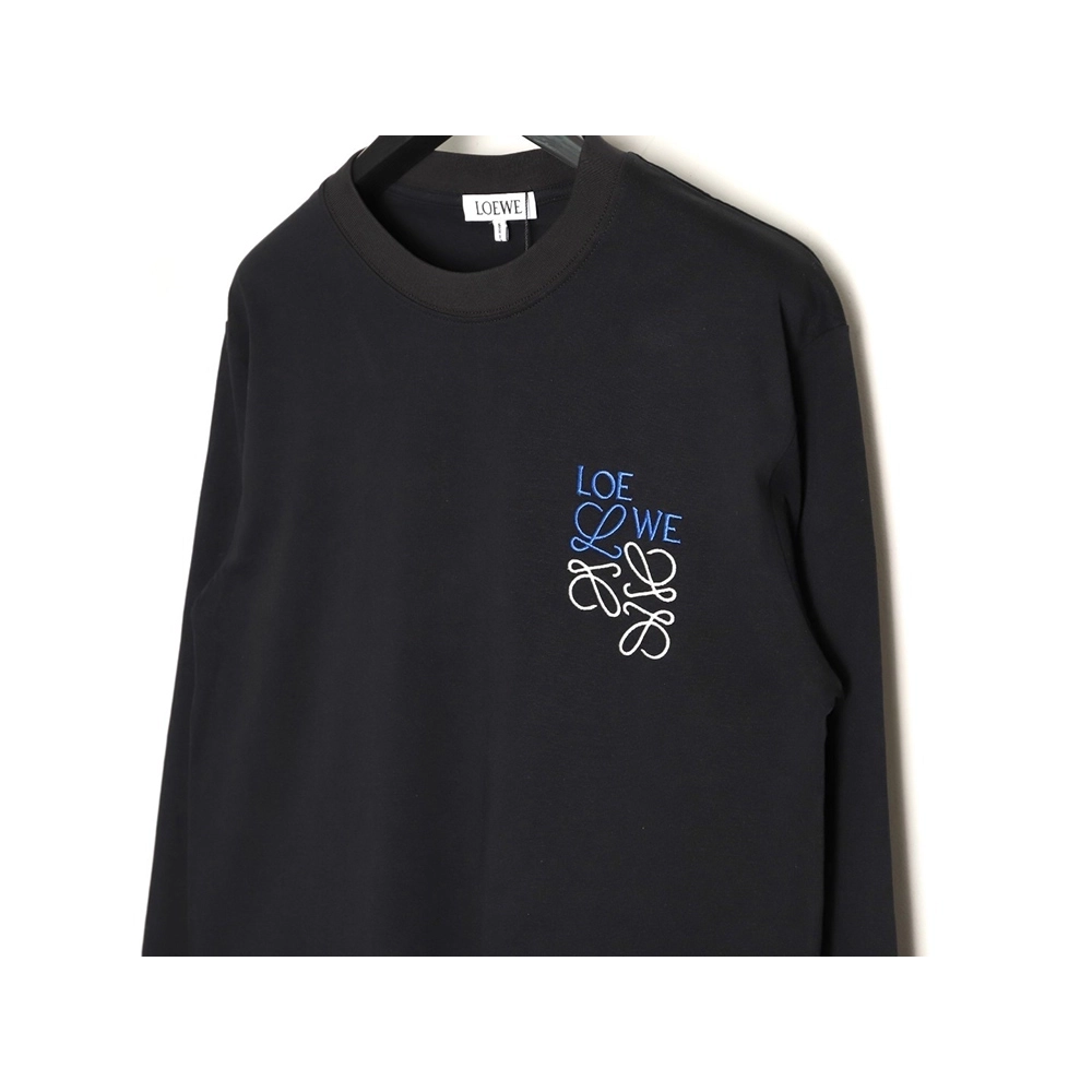 Loewe misplaced logo small embroidered long-sleeved T-shirt,Loewe