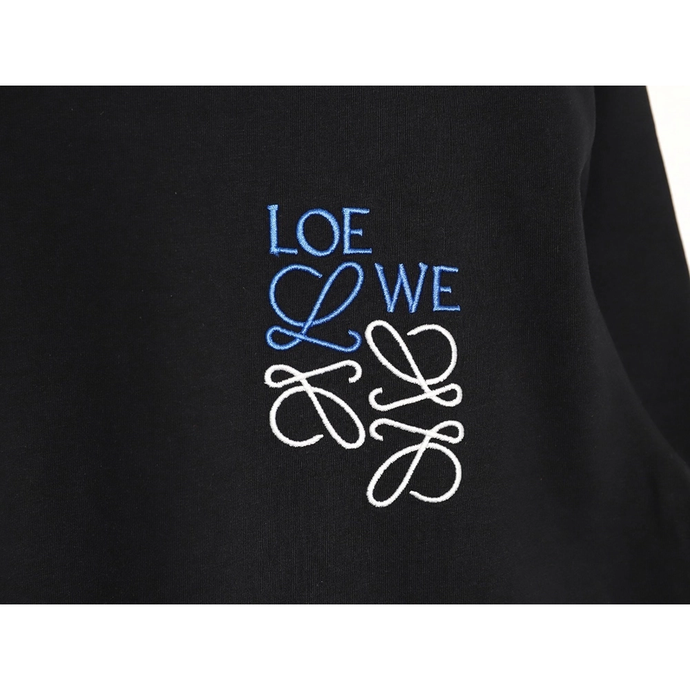 Loewe misplaced logo small embroidered long-sleeved T-shirt,Loewe