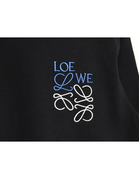 Loewe misplaced logo small embroidered long-sleeved T-shirt,Loewe