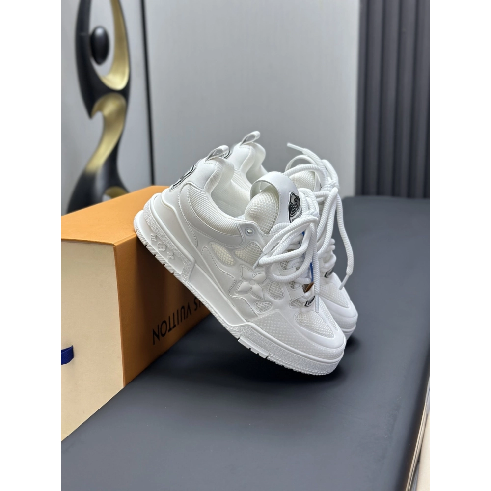 Louis Vuitton LV Skate Sneakers white Black with black back