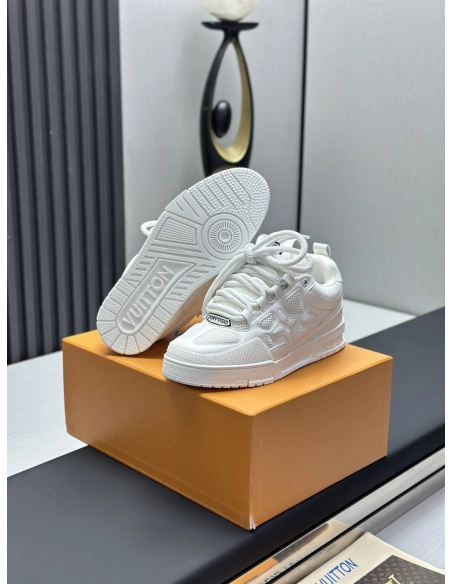 Louis Vuitton LV Skate Sneakers white Black with black back